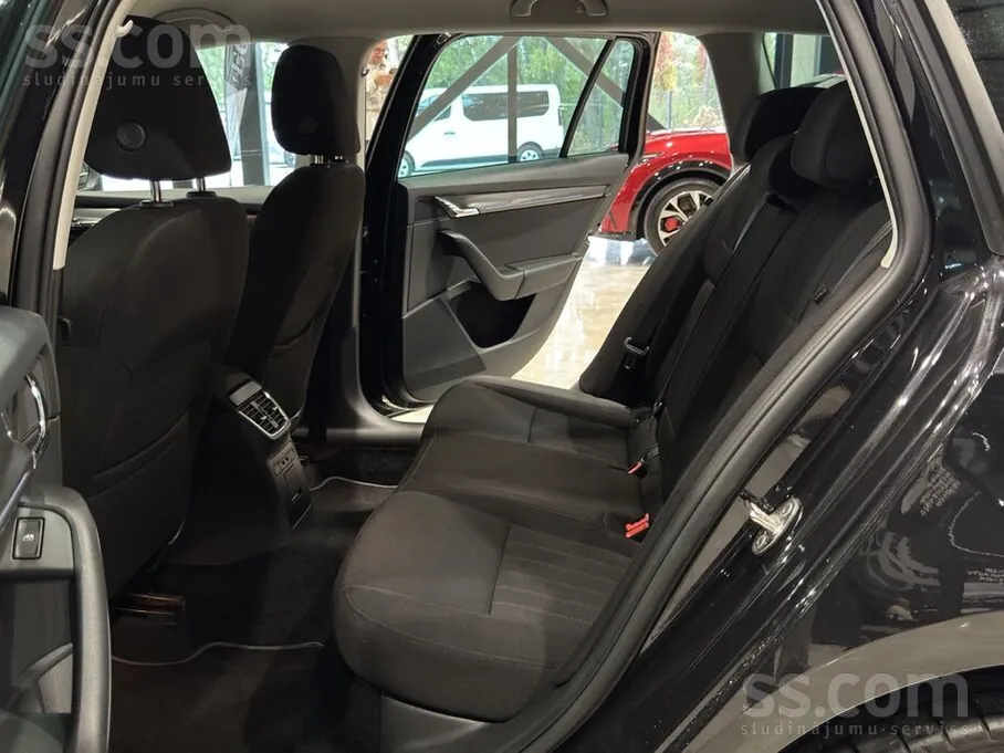 Škoda Octavia III рестайлинг, 2019, фото 6 из 8