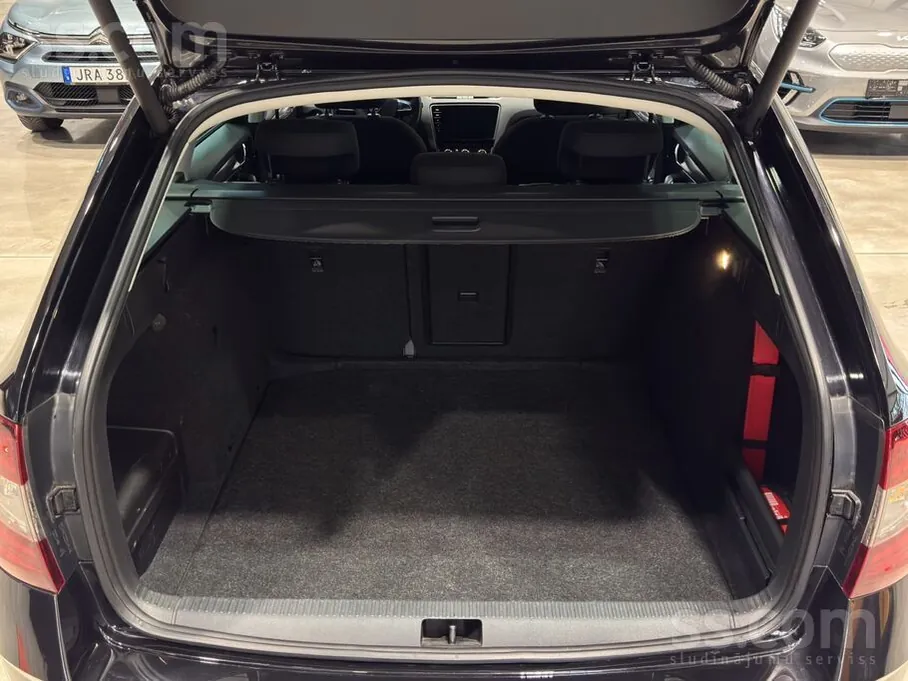 Škoda Octavia III рестайлинг, 2019, фото 7 из 8