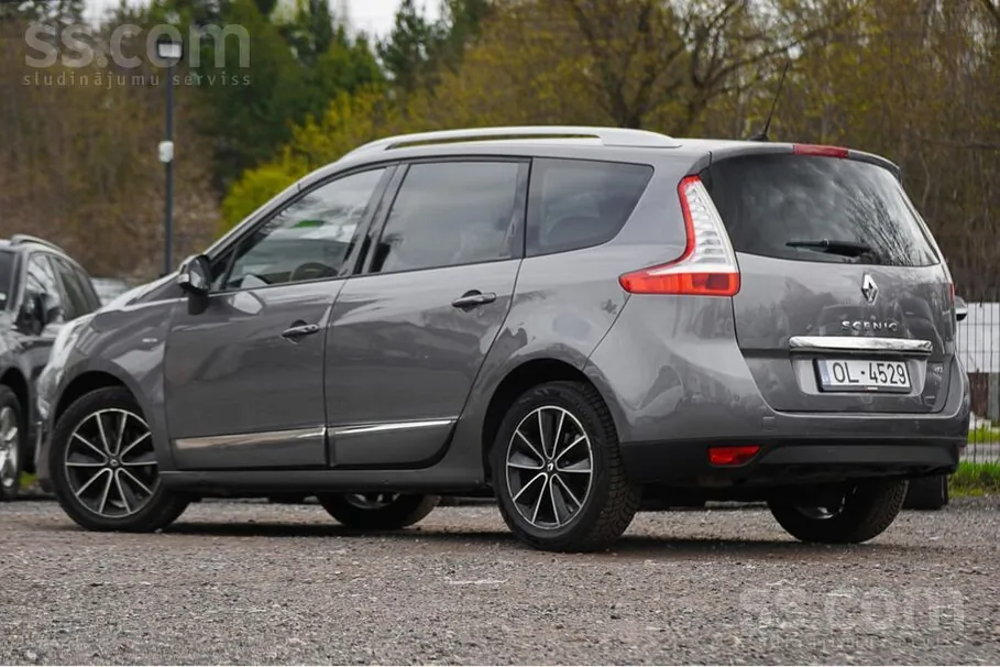 Renault Scenic III рестайлинг, 2013, фото 2 из 8