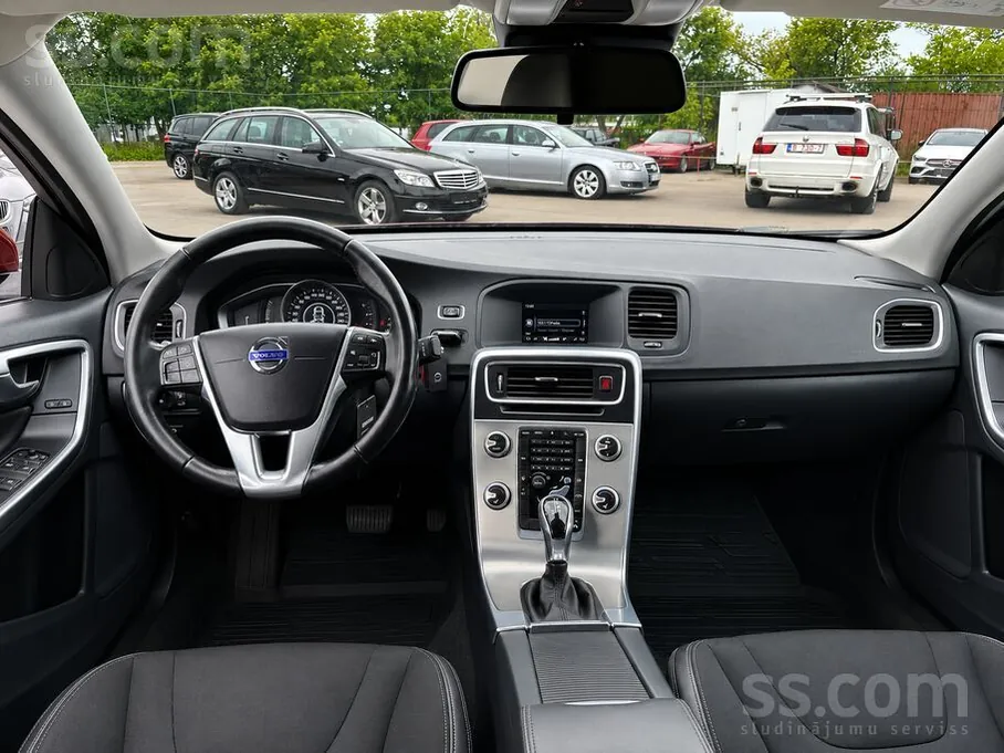 Volvo S60 II рестайлинг, 2015, фото 4 из 8